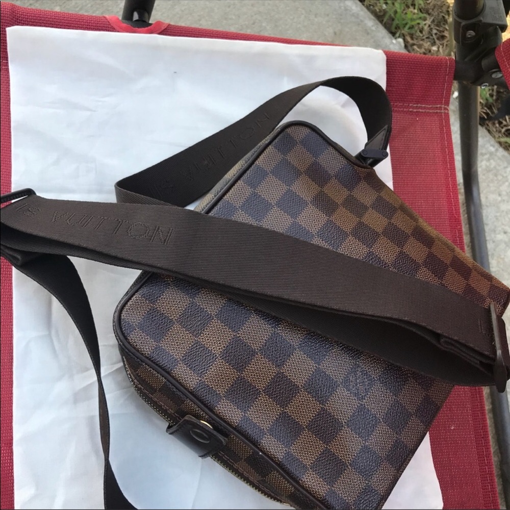 Louis Vuitton crossbody bag